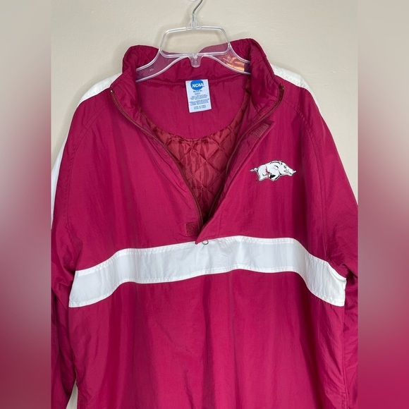Arkansas Razorbacks NCAA Red White Nylon Quilted Jacket Size Medium - Picture 3 of 7